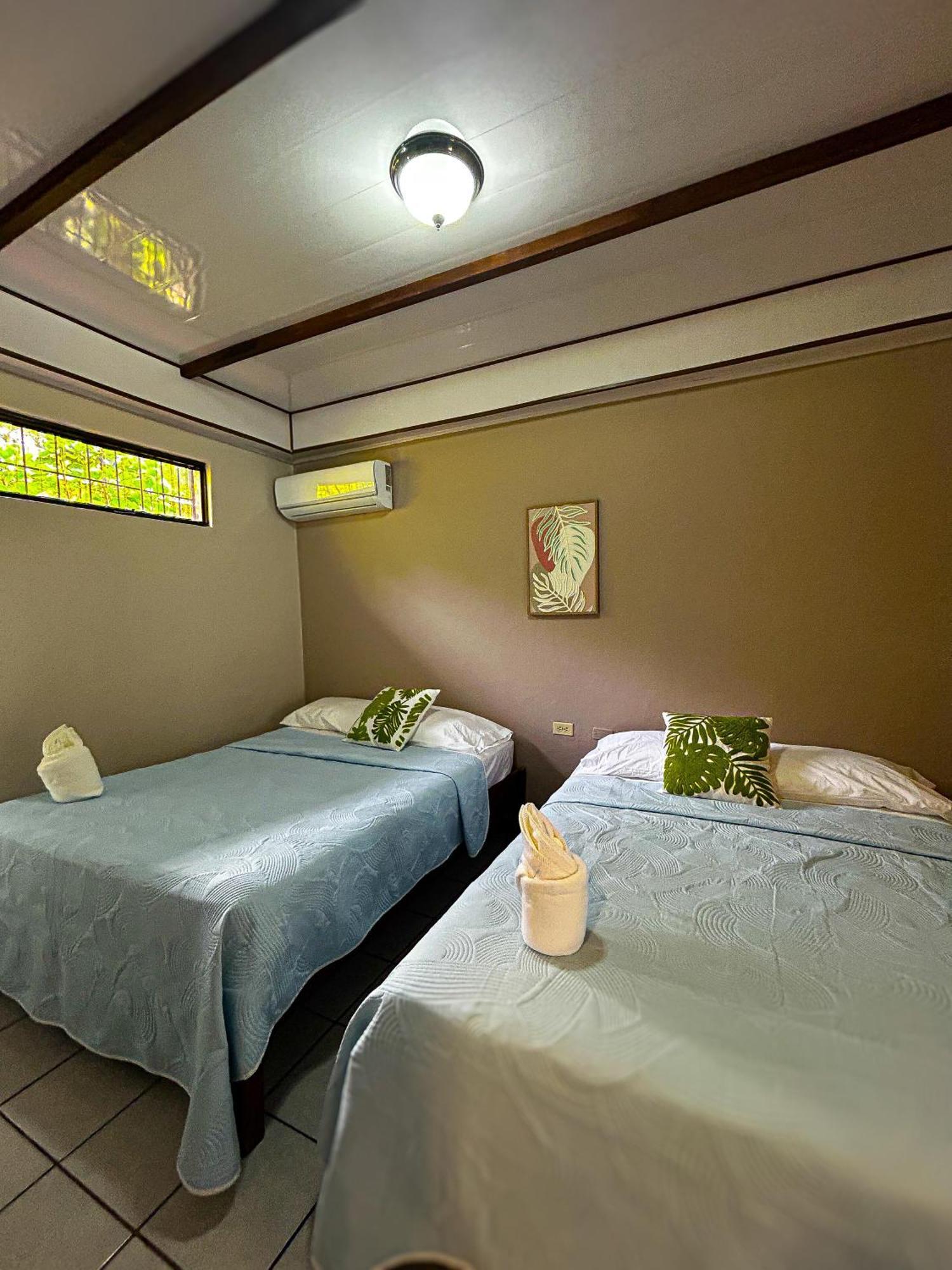 Cabinas Ole Caribe Puerto Viejo de Talamanca エクステリア 写真