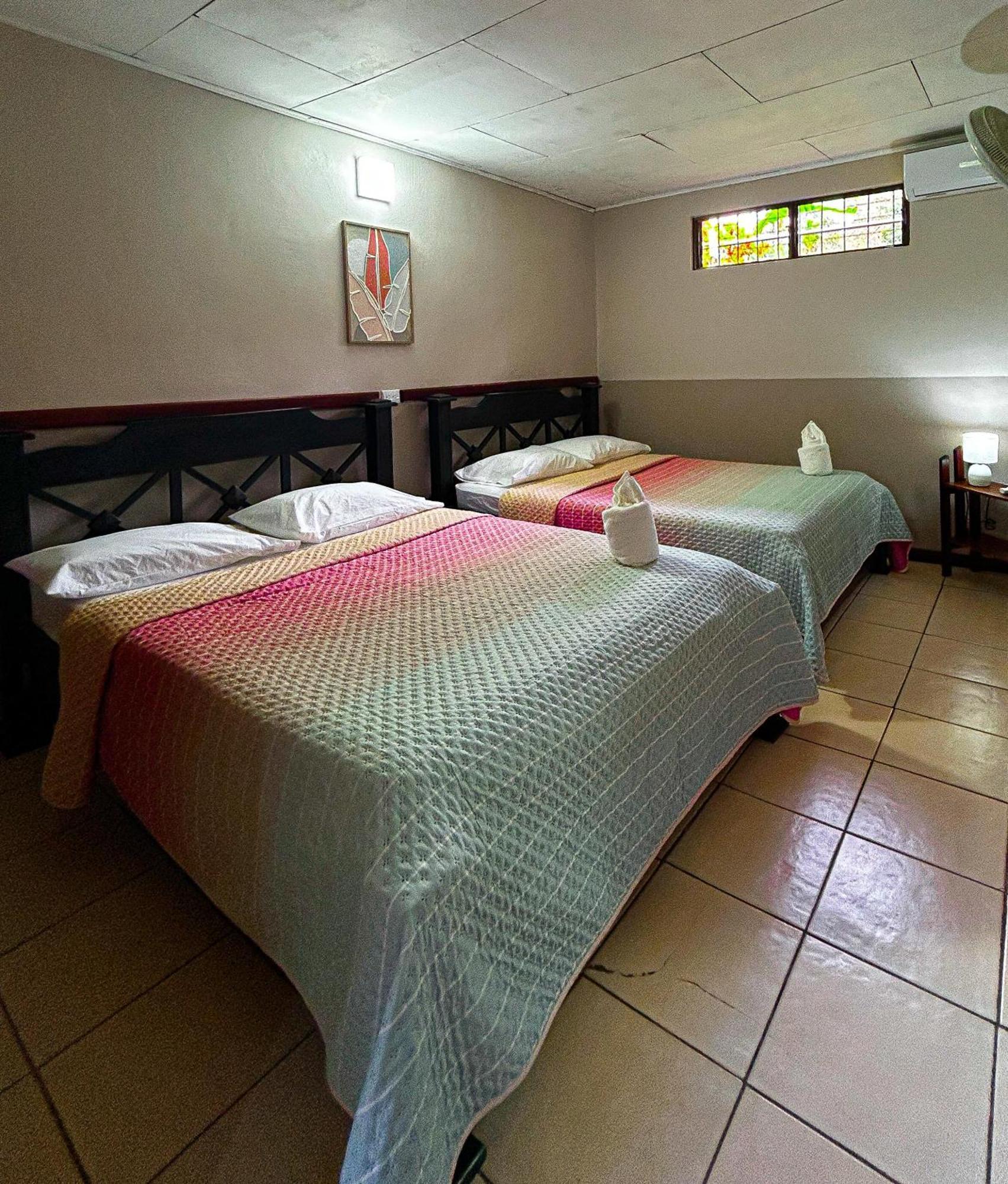 Cabinas Ole Caribe Puerto Viejo de Talamanca エクステリア 写真